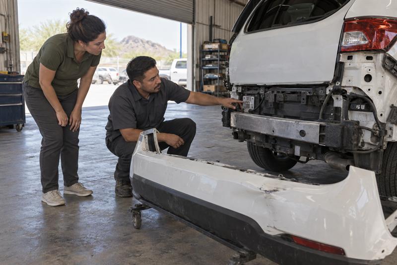 How to Choose a Collision Repair Shop in Phoenix: Questions to Ask and What to Look For
